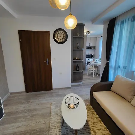 דירה рая צ'פלארה