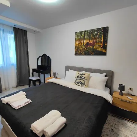 рая דירה צ'פלארה