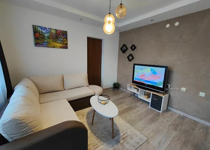 рая * צ'פלארה